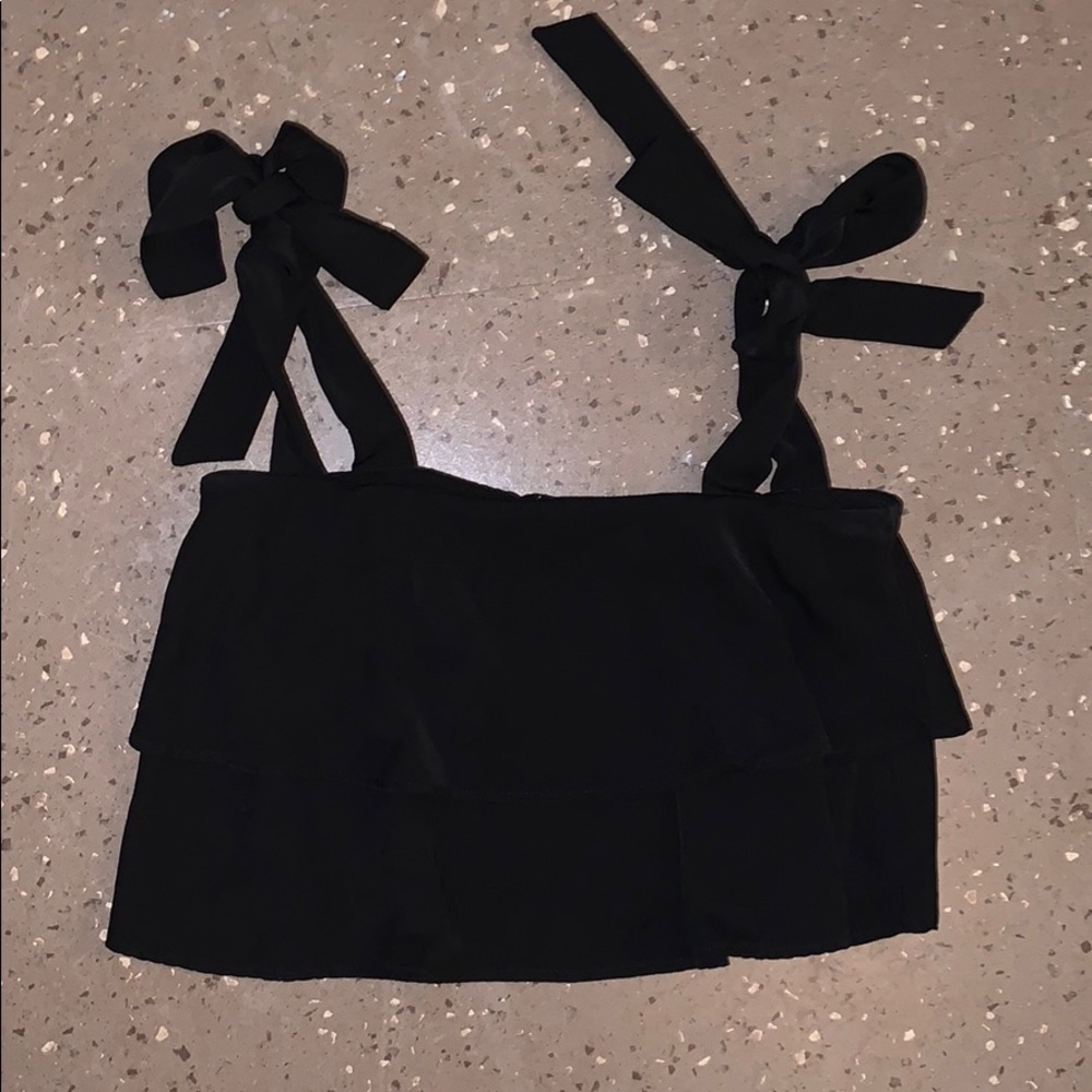 Tie crop top